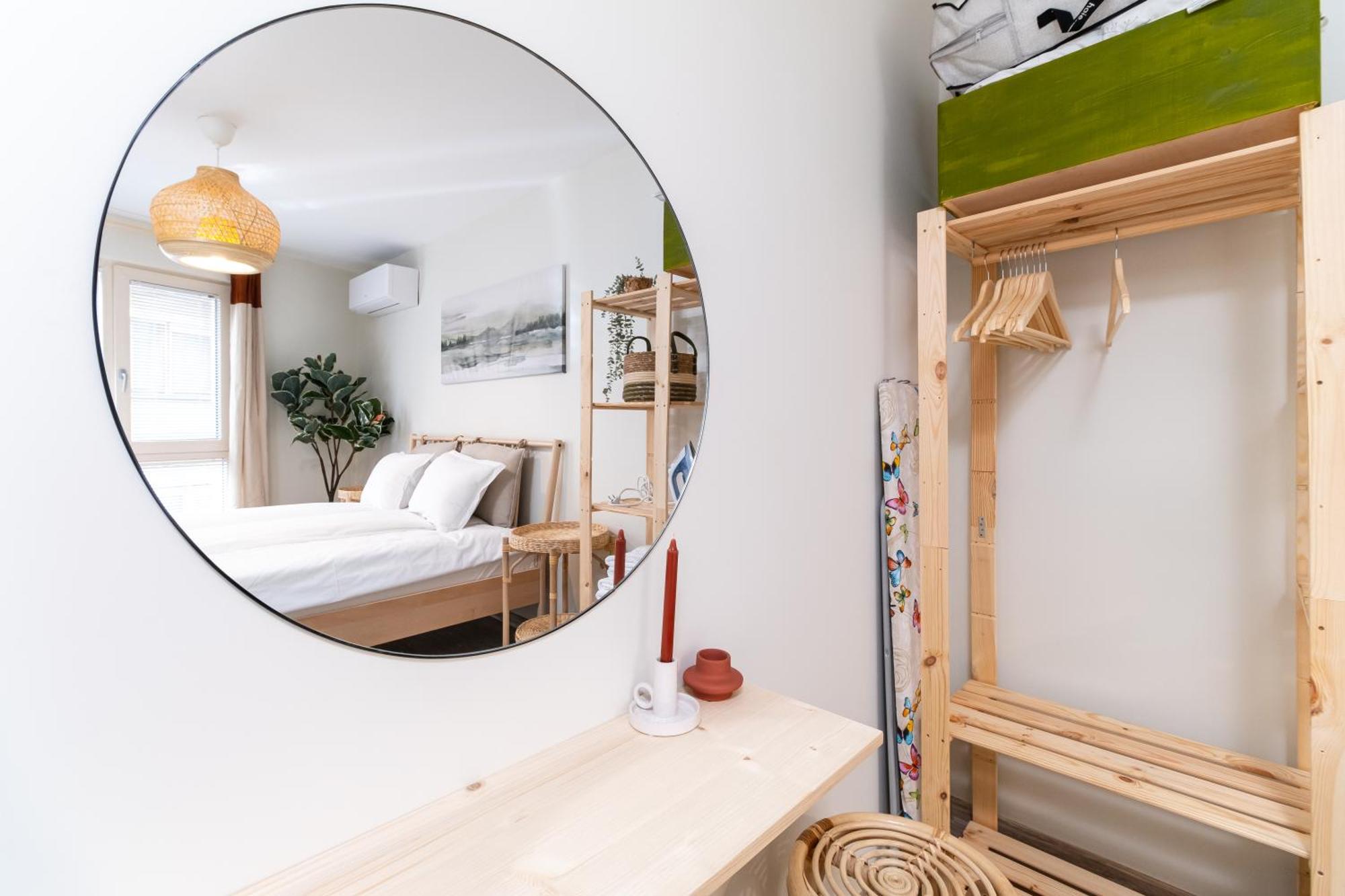 Stylish One-Bedroom Apartment Пловдив Экстерьер фото