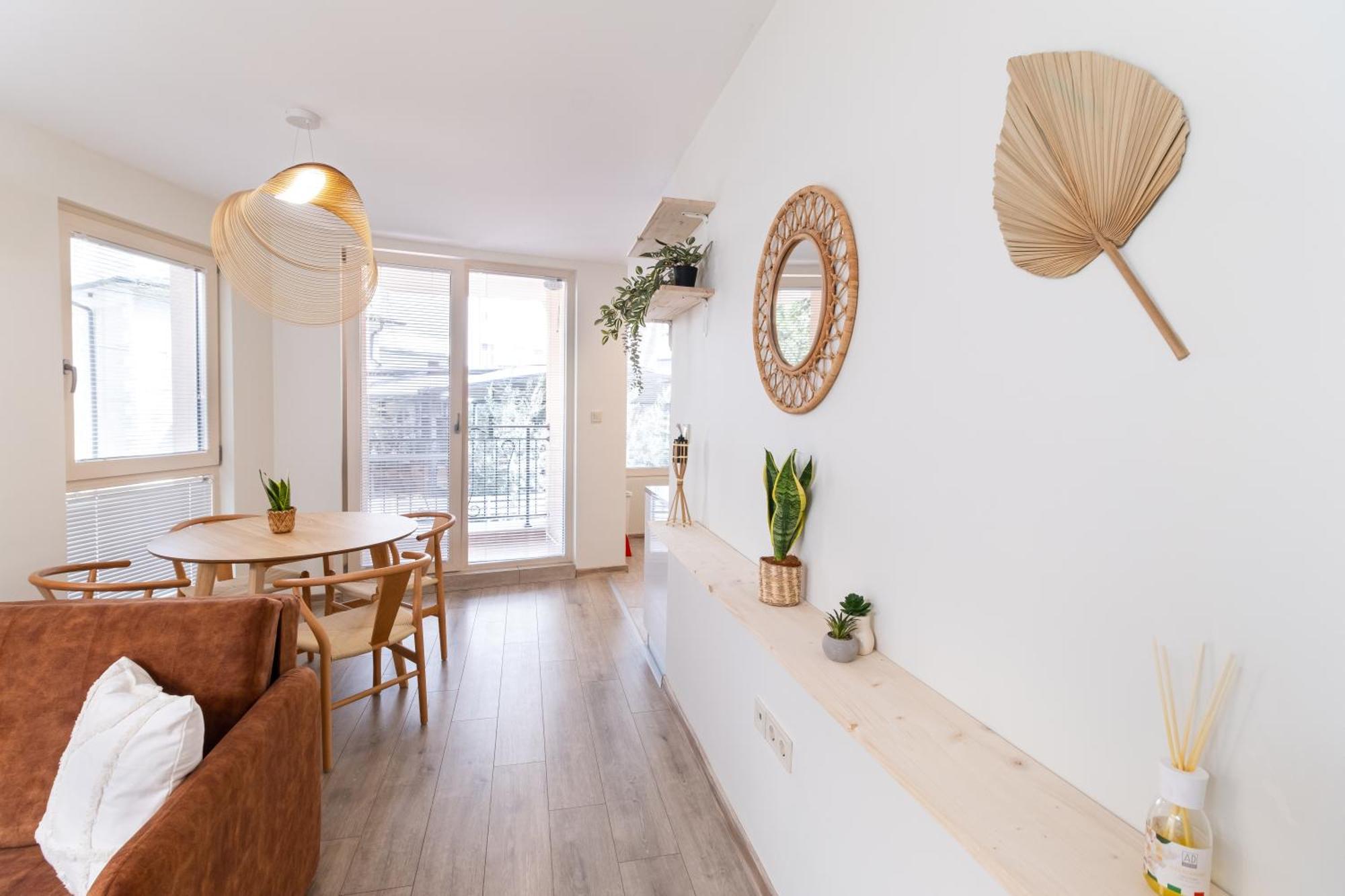 Stylish One-Bedroom Apartment Пловдив Экстерьер фото