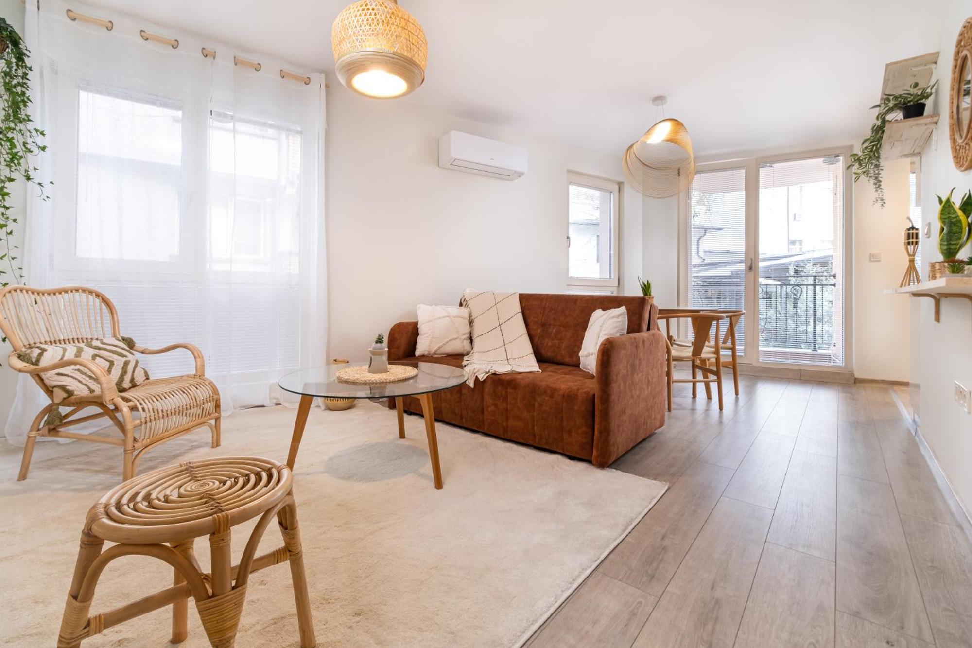 Stylish One-Bedroom Apartment Пловдив Экстерьер фото